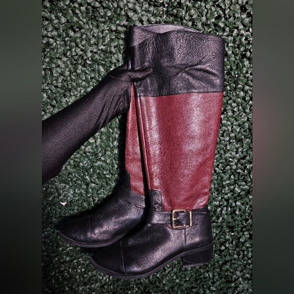 Black and Burgundy Leather Knee-High Boots - Picture 3 of 10